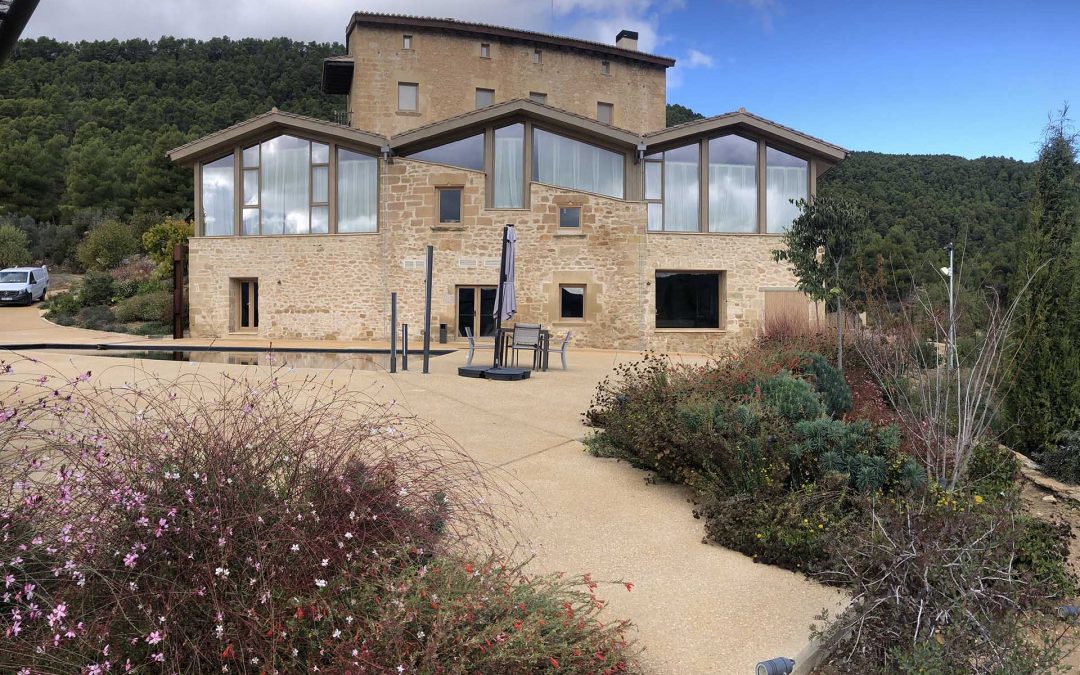 Hotel dentro del paisaje